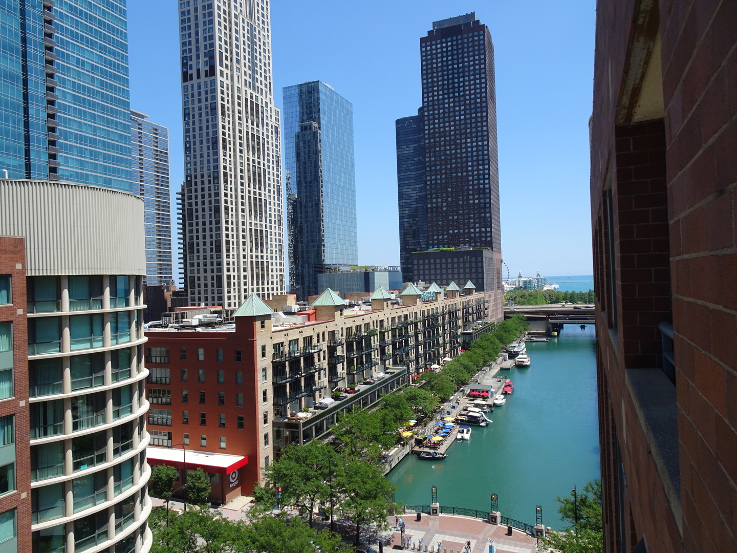 440 N MCCLURG Court 1204