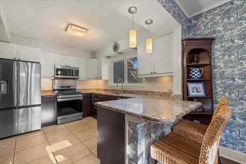 Tiny photo for 368 Woodland Road, Highland Park, IL 60035 (MLS # 12519749)