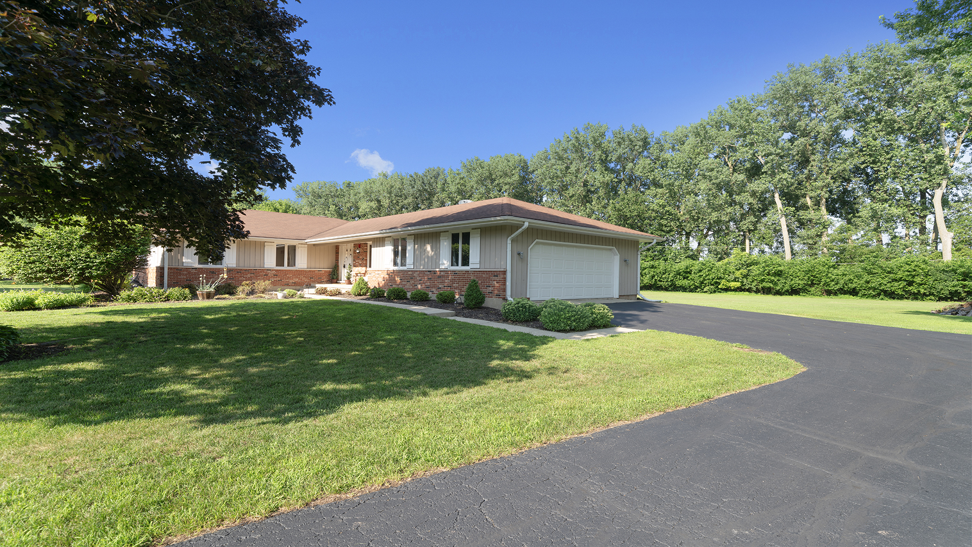 10018 Fair Lane