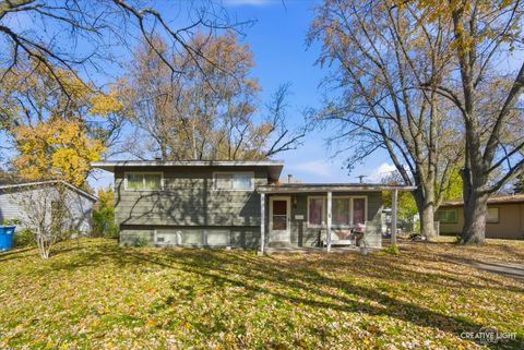 Photo of 28 Seneca Drive, Montgomery, IL 60538 (MLS # 12544783)