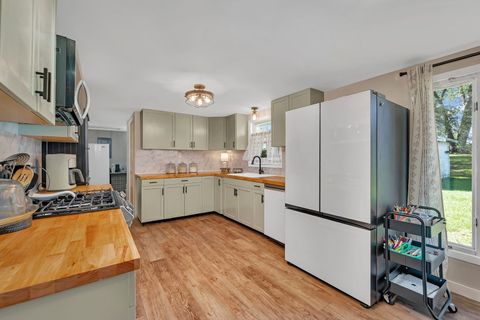 Tiny photo for 2032 Roberts Street, Wilmington, IL 60481 (MLS # 12503180)