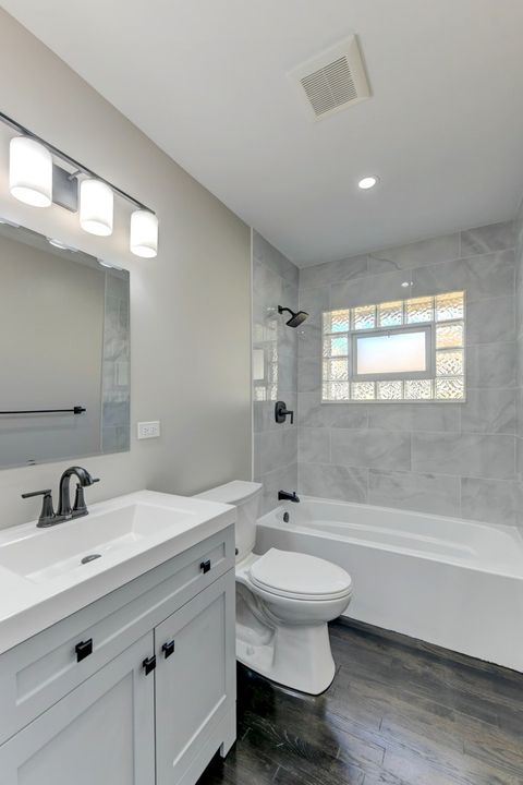 Tiny photo for 1014 E 163rd Street, South Holland, IL 60473 (MLS # 12503614)