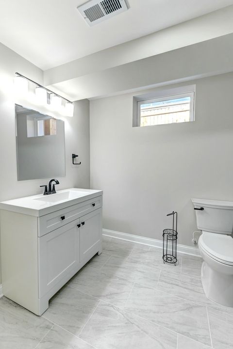 Tiny photo for 1014 E 163rd Street, South Holland, IL 60473 (MLS # 12503614)