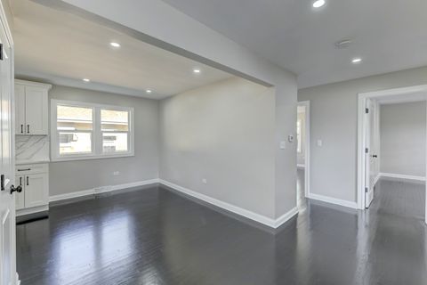 Tiny photo for 1014 E 163rd Street, South Holland, IL 60473 (MLS # 12503614)