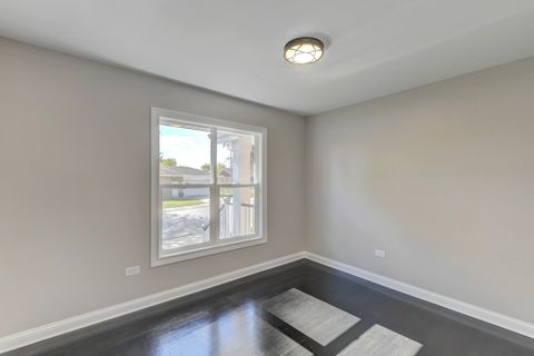 Tiny photo for 1014 E 163rd Street, South Holland, IL 60473 (MLS # 12503614)