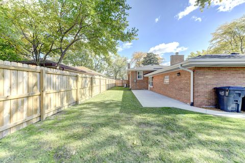 Tiny photo for 1014 E 163rd Street, South Holland, IL 60473 (MLS # 12503614)