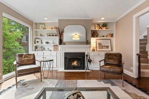 Tiny photo for 1820 N Dayton Street #B, Chicago, IL 60614 (MLS # 12611341)