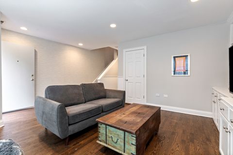 Tiny photo for 1820 N Dayton Street #B, Chicago, IL 60614 (MLS # 12611341)