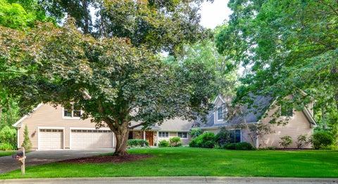 Photo of 39 Wiltshire Drive, Lincolnshire, IL 60069 (MLS # 12718422)