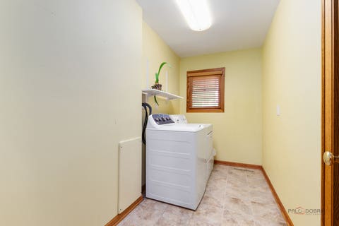 Tiny photo for 39 Wiltshire Drive, Lincolnshire, IL 60069 (MLS # 12718422)