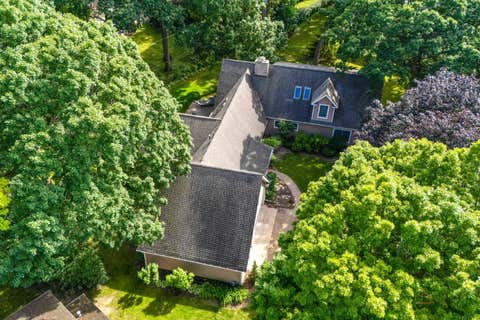 Tiny photo for 39 Wiltshire Drive, Lincolnshire, IL 60069 (MLS # 12718422)