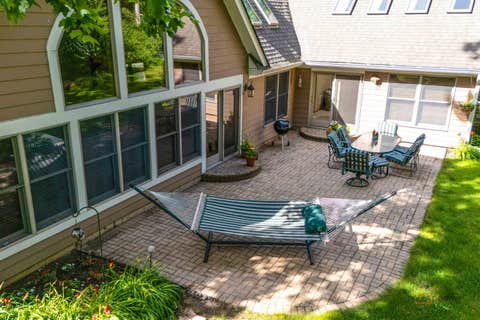 Tiny photo for 39 Wiltshire Drive, Lincolnshire, IL 60069 (MLS # 12718422)