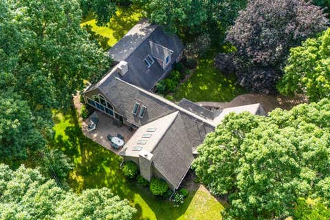 Tiny photo for 39 Wiltshire Drive, Lincolnshire, IL 60069 (MLS # 12718422)
