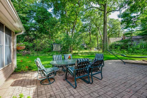 Tiny photo for 39 Wiltshire Drive, Lincolnshire, IL 60069 (MLS # 12718422)