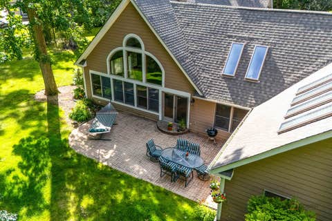 Tiny photo for 39 Wiltshire Drive, Lincolnshire, IL 60069 (MLS # 12718422)