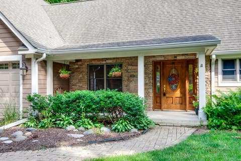 Tiny photo for 39 Wiltshire Drive, Lincolnshire, IL 60069 (MLS # 12718422)