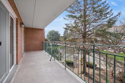 Tiny photo for 6980 W Touhy Avenue #201, Niles, IL 60714 (MLS # 12567050)