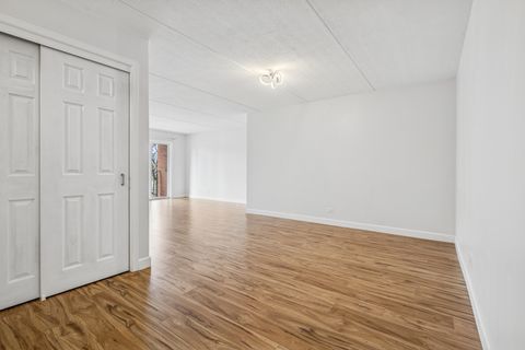 Tiny photo for 6980 W Touhy Avenue #201, Niles, IL 60714 (MLS # 12567050)