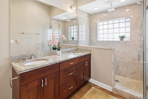 Tiny photo for 2930 N Elston Avenue #3, Chicago, IL 60618 (MLS # 12697343)