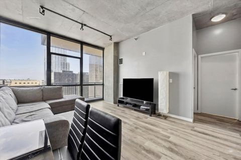 Tiny photo for 235 W Van Buren Street #2513, Chicago, IL 60607 (MLS # 12603091)