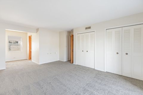 Tiny photo for 648 Dauphine Court #F, Elk Grove Village, IL 60007 (MLS # 12487711)