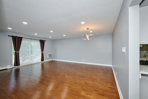 Tiny photo for 6800 N California Avenue #3S, Chicago, IL 60645 (MLS # 12493168)