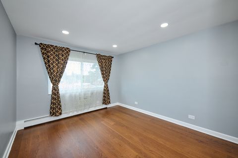 Tiny photo for 6800 N California Avenue #3S, Chicago, IL 60645 (MLS # 12493168)