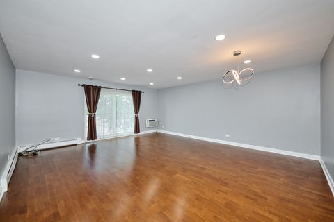 Tiny photo for 6800 N California Avenue #3S, Chicago, IL 60645 (MLS # 12493168)
