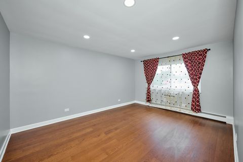 Tiny photo for 6800 N California Avenue #3S, Chicago, IL 60645 (MLS # 12493168)