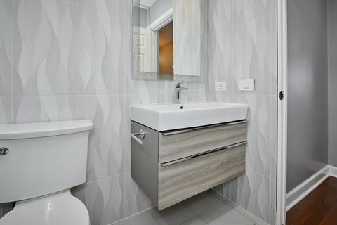 Tiny photo for 6800 N California Avenue #3S, Chicago, IL 60645 (MLS # 12493168)