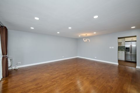 Tiny photo for 6800 N California Avenue #3S, Chicago, IL 60645 (MLS # 12493168)