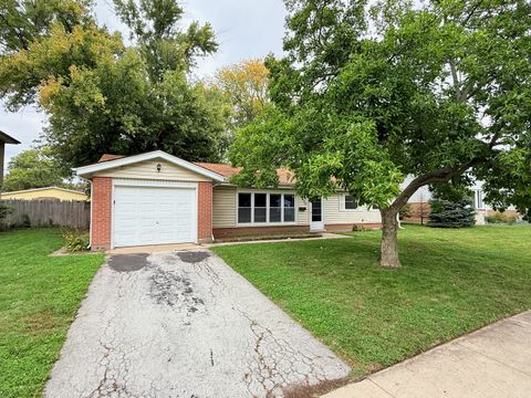 Photo of 930 Coach Road, Homewood, IL 60430 (MLS # 12504369)