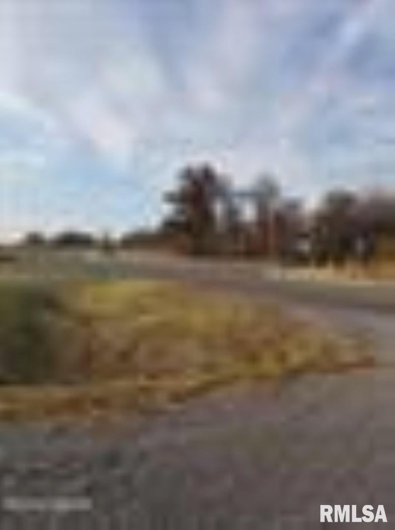 000 E PLAZA Drive