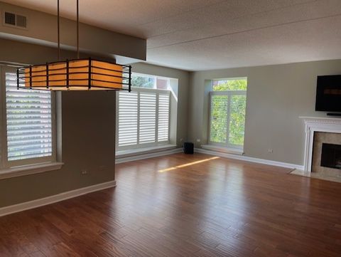 Tiny photo for 875 E 22nd Street #220, Lombard, IL 60148 (MLS # 12469861)