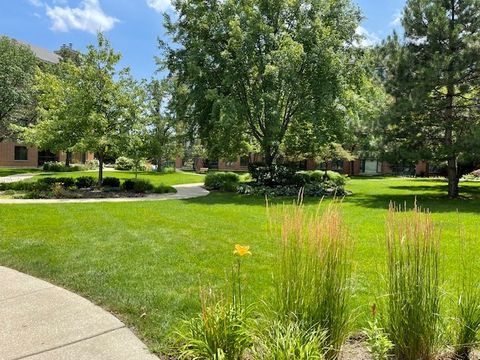 Tiny photo for 875 E 22nd Street #220, Lombard, IL 60148 (MLS # 12469861)