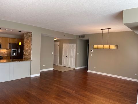 Tiny photo for 875 E 22nd Street #220, Lombard, IL 60148 (MLS # 12469861)