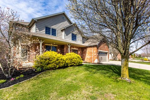 Tiny photo for 59 STONEBROOK Court, Bloomington, IL 61704 (MLS # 12596450)