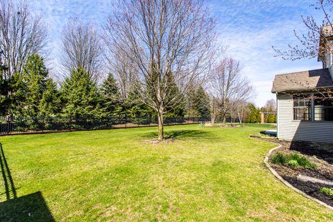 Tiny photo for 59 STONEBROOK Court, Bloomington, IL 61704 (MLS # 12596450)