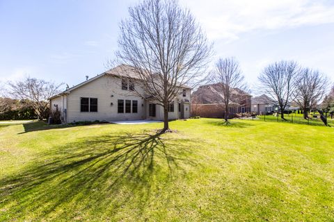 Tiny photo for 59 STONEBROOK Court, Bloomington, IL 61704 (MLS # 12596450)