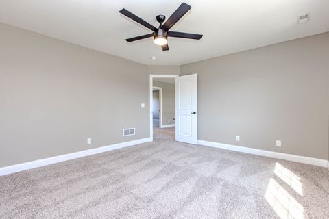 Tiny photo for 59 STONEBROOK Court, Bloomington, IL 61704 (MLS # 12596450)