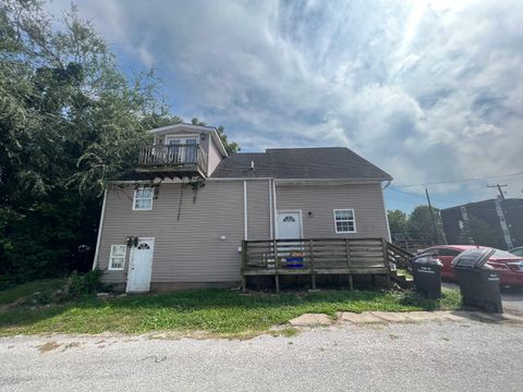 Tiny photo for 513 S Rawlings Street, Carbondale, IL 62901 (MLS # 12585186)