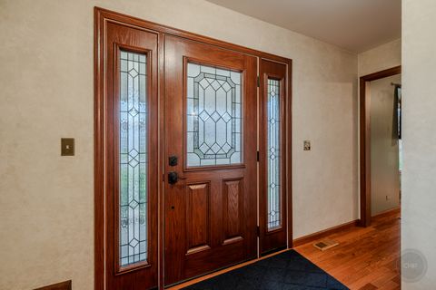 Tiny photo for 2413 Flambeau Drive, Naperville, IL 60564 (MLS # 12598239)