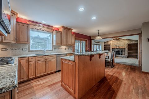 Tiny photo for 2413 Flambeau Drive, Naperville, IL 60564 (MLS # 12598239)