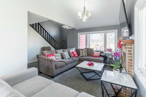 Tiny photo for 34439 N Saddle Lane, Gurnee, IL 60031 (MLS # 12572248)