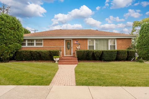 Tiny photo for 9555 Kildare Avenue, Skokie, IL 60076 (MLS # 12501730)