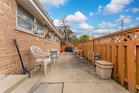 Tiny photo for 9555 Kildare Avenue, Skokie, IL 60076 (MLS # 12501730)