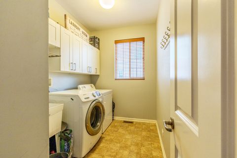 Tiny photo for 125 N Spruce Avenue, Wood Dale, IL 60191 (MLS # 12516836)