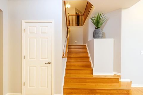 Tiny photo for 125 N Spruce Avenue, Wood Dale, IL 60191 (MLS # 12516836)