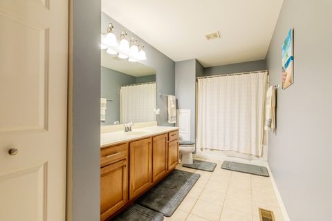 Tiny photo for 125 N Spruce Avenue, Wood Dale, IL 60191 (MLS # 12516836)