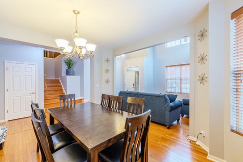 Tiny photo for 125 N Spruce Avenue, Wood Dale, IL 60191 (MLS # 12516836)